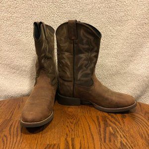Justin Boots Buster Distressed Brown
